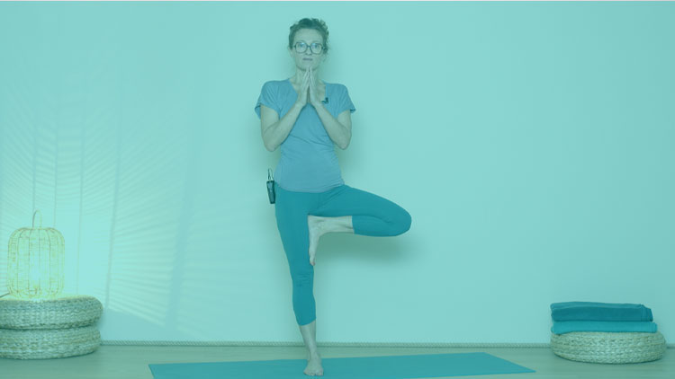 Parcours de yoga en ligne 5 minutes dynamiques avec les éléments