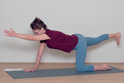 Posture de Yoga pour le dos : Variation à 4 pattes