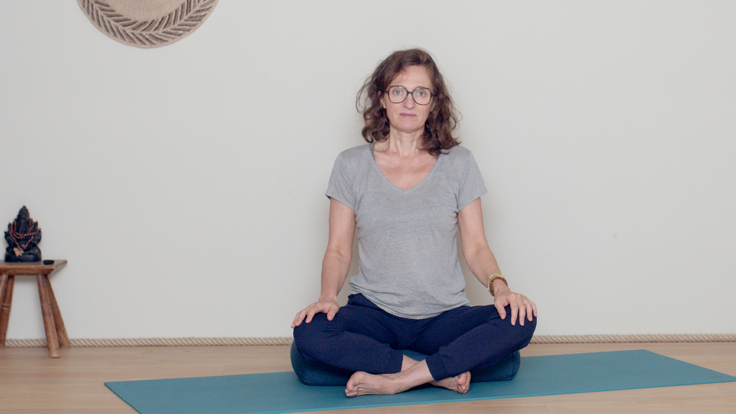 Méditation 8 : Le ciel bleu derrière les nuages | Cours de yoga en ligne avec Delphine Denis | Méditation