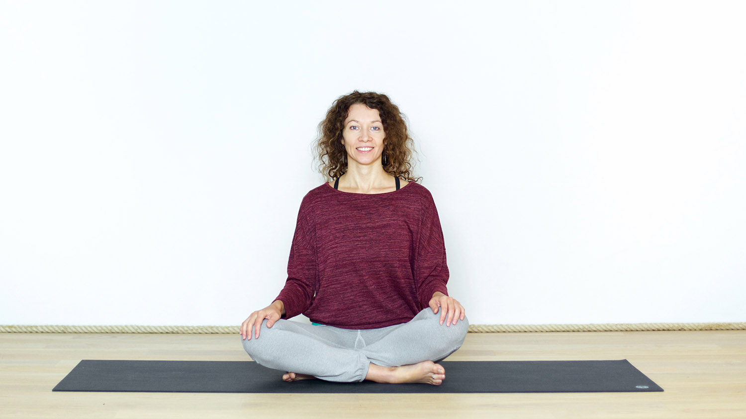 Introduction au Yoga de la Femme | Cours de yoga en ligne avec Tatiana Elle | Présentations, Yoga de la femme