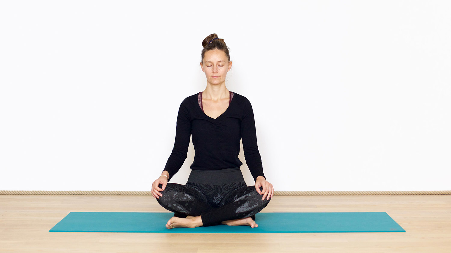 Se centrer | Cours de yoga en ligne avec Diane Duhamel | Méditation