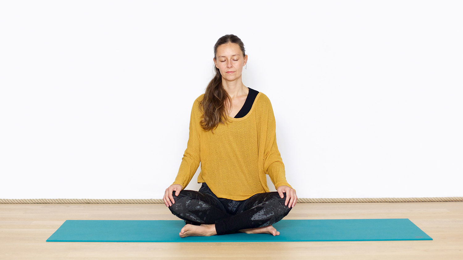 108 respirations | Cours de yoga en ligne avec Diane Duhamel | Yoga Nidra