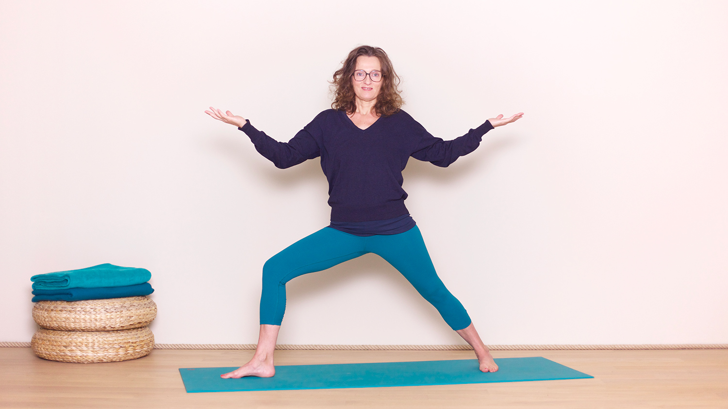 Yoga et Ayurvéda spécial Automne 1/5 : Un rythme régulier | Cours de yoga en ligne avec Delphine Denis | Ayurveda, Hatha Yoga dynamique