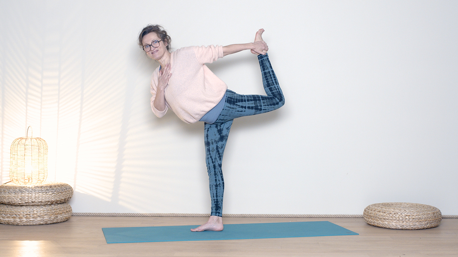 Yoga et Ayurvéda spécial Hiver 2/5 : Bien respirer | Cours de yoga en ligne avec Delphine Denis | Ayurveda, Hatha Yoga dynamique