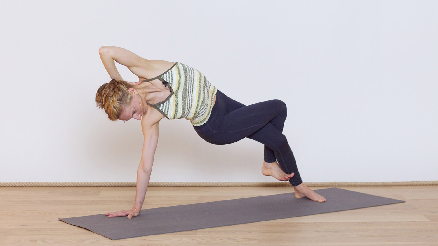Fluidité et mouvement | Cours de yoga en ligne avec Sandra Crosasso | Yoga Vinyasa