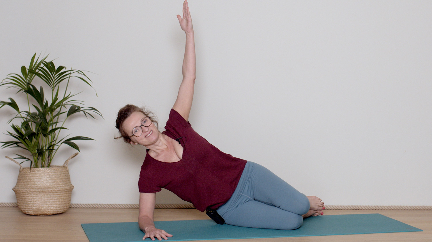 Spécial dos : Libérer la nuque | Cours de yoga en ligne avec Delphine Denis | Hatha Yoga dynamique