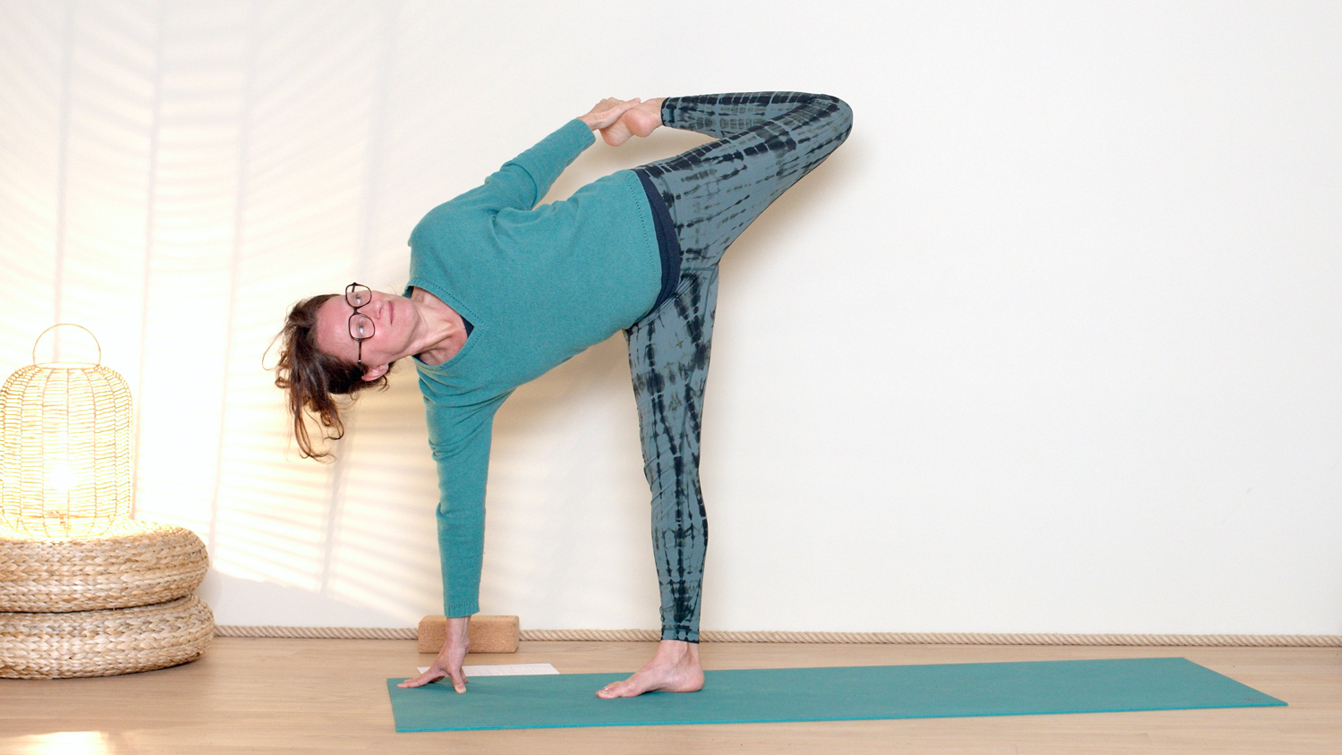 Yoga & Énergie : Expansion | Cours de yoga en ligne avec Delphine Denis | Hatha Yoga dynamique