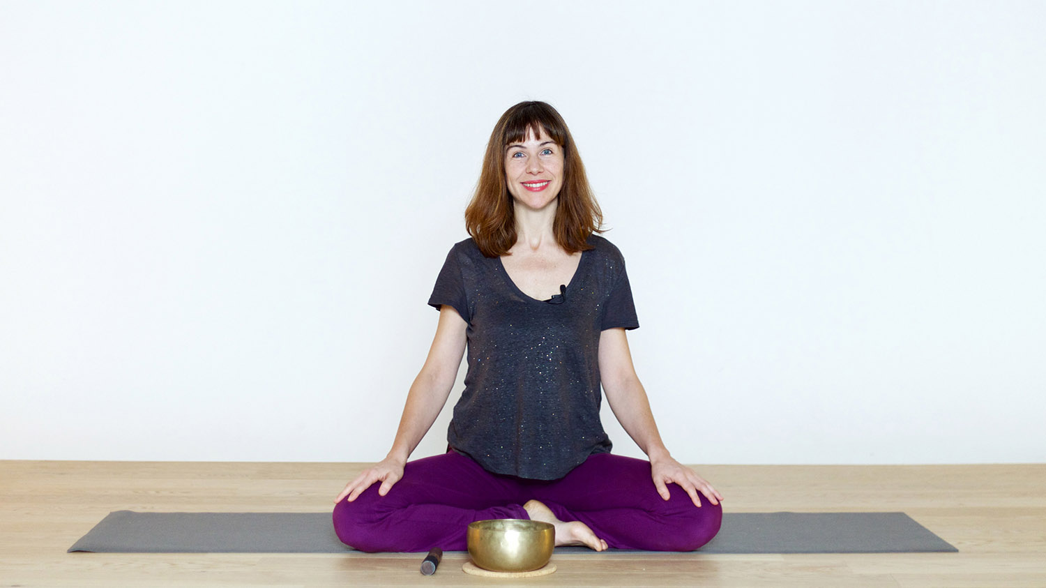Qui a faim "là dedans" ? | Cours de yoga en ligne avec Ananda Ceballos | Méditation