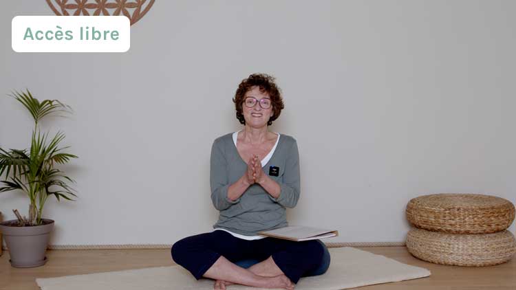 Suivre le cours de yoga en ligne Comment le Yoga nous aide à mieux dormir avec Delphine Denis | Présentations