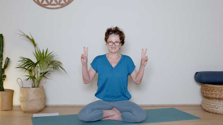 Suivre le cours de yoga en ligne Méditation sur Prana Vayu avec Delphine Denis | Méditation