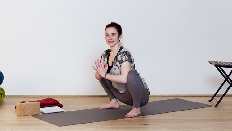 Suivre le cours de yoga en ligne Bien se positionner pour le travail de l'accouchement avec Valentine Peltier | Prénatal