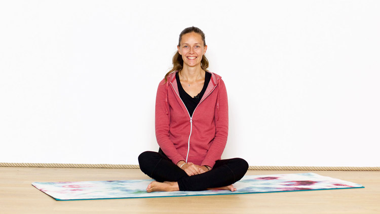 Suivre le cours de yoga en ligne Détente et douceur avec Diane Duhamel | Yoga Nidra