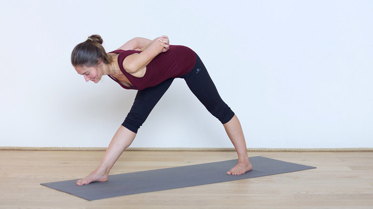 Suivre le cours de yoga en ligne Assouplir les jambes avec Élodie Prou | Hatha Yoga dynamique